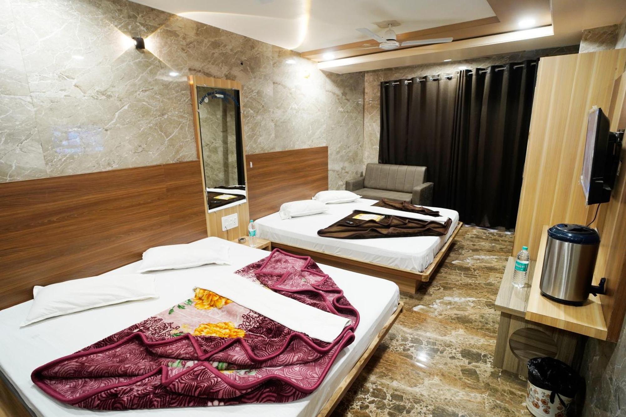Hotel New Sundaram 150 Mtrs From Dargah Ajmer Ngoại thất bức ảnh