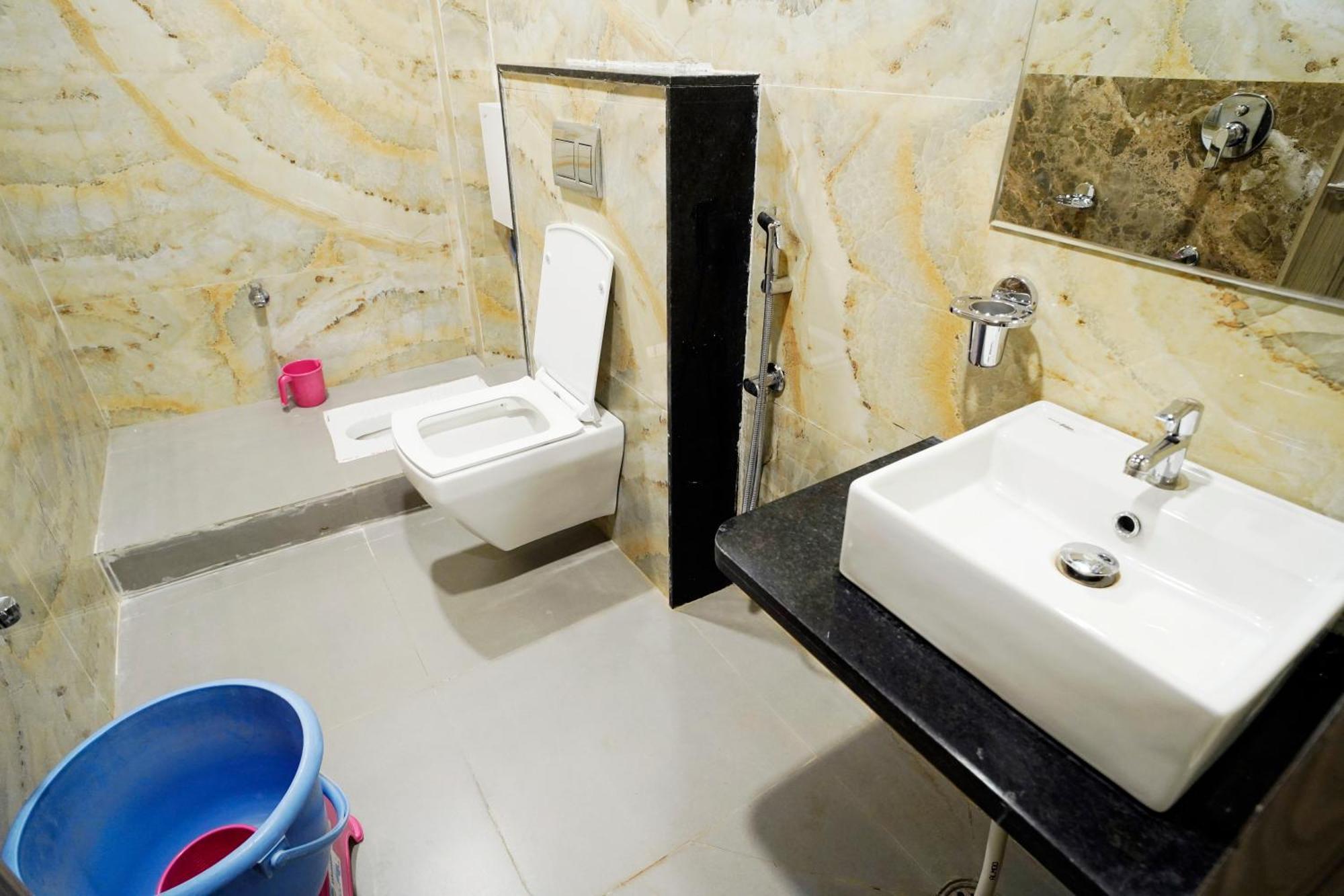 Hotel New Sundaram 150 Mtrs From Dargah Ajmer Ngoại thất bức ảnh