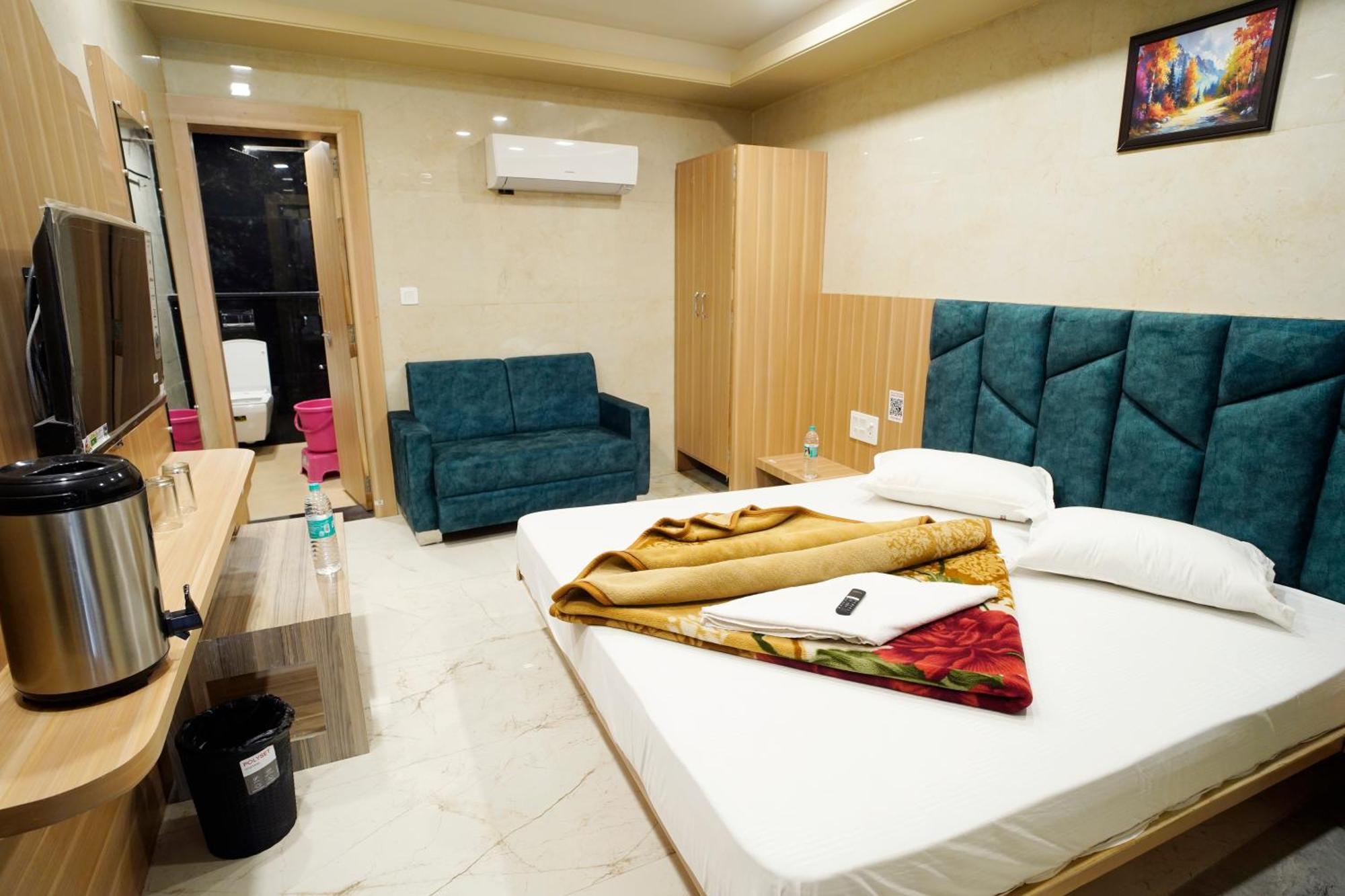 Hotel New Sundaram 150 Mtrs From Dargah Ajmer Ngoại thất bức ảnh